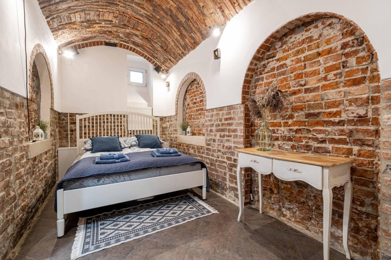 Old Town Wawel II Premium Apartments 크라쿠프 외부 사진